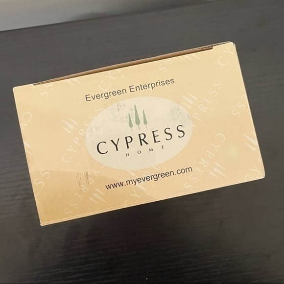 $15 SALE Ceramic Red Chili Pepper Salt & Pepper Shakers CYPRESS HOME - Picture 2 of 5